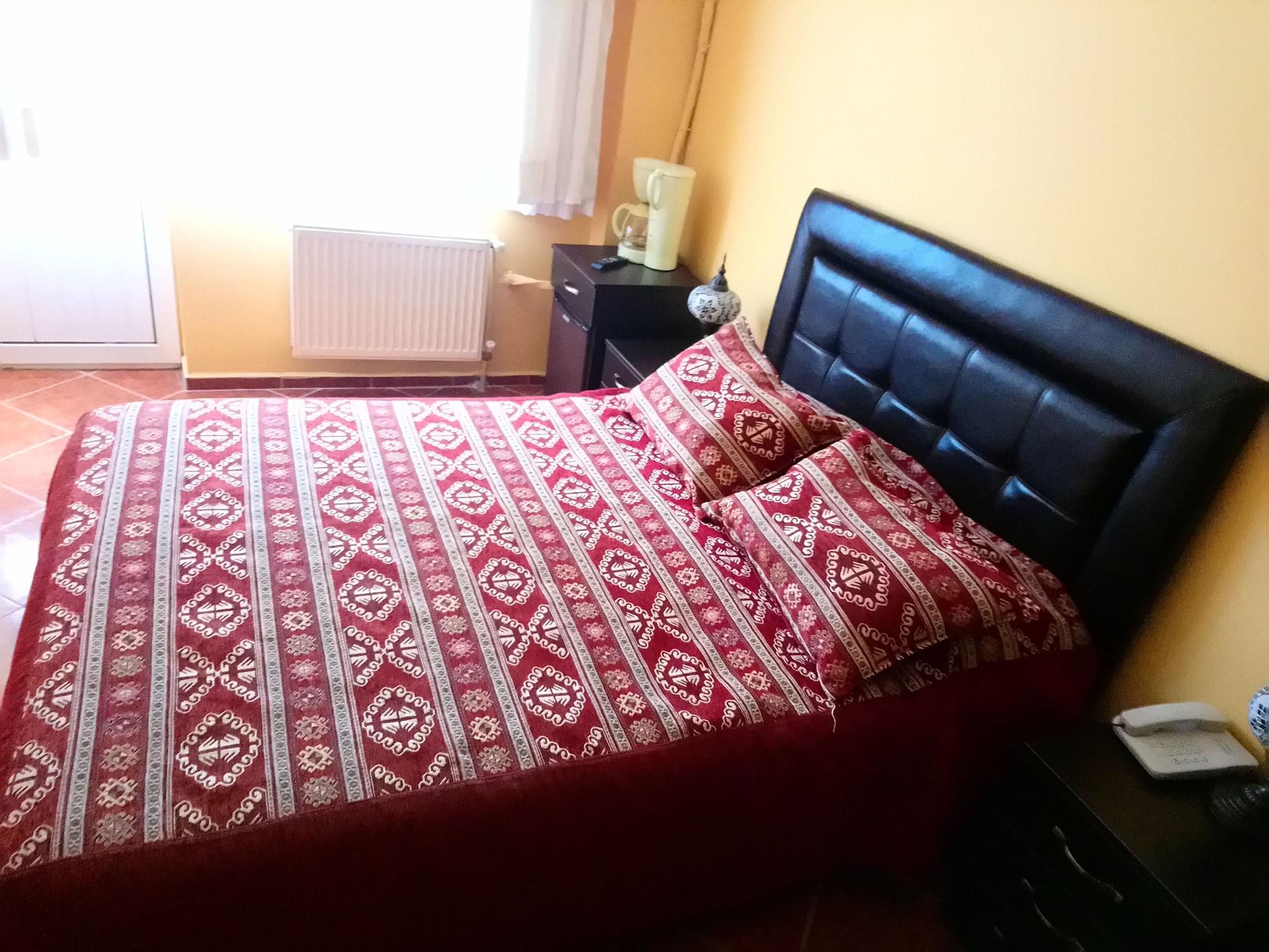Cosmopolitan Park Hotel Истанбул Екстериор снимка