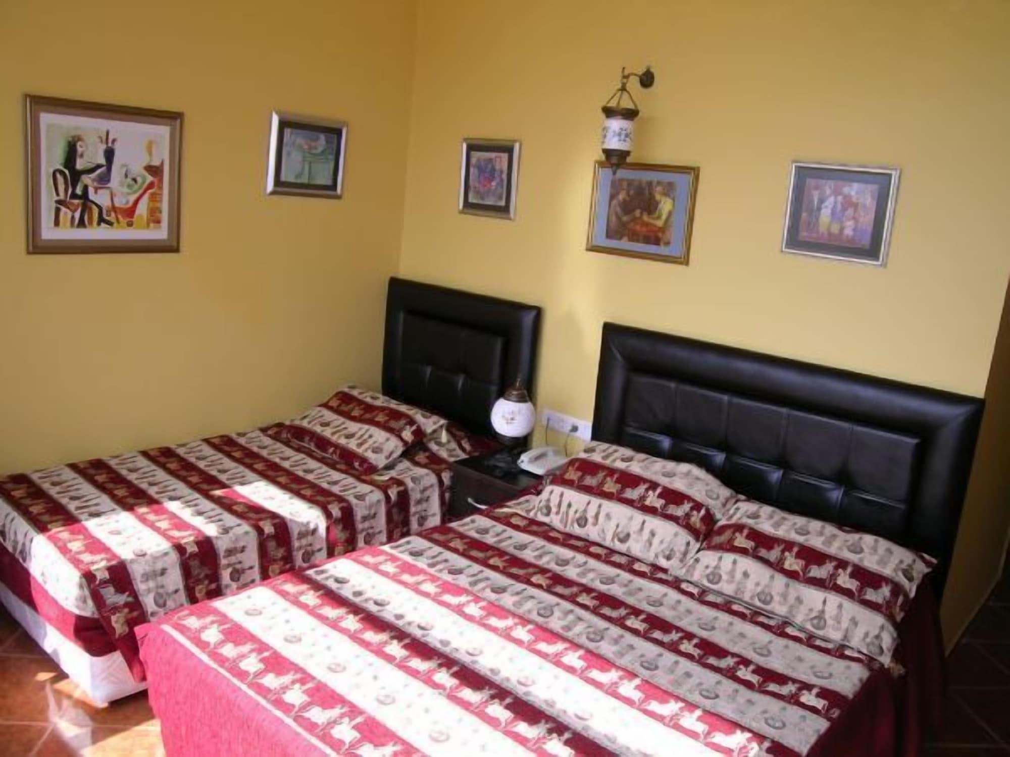 Cosmopolitan Park Hotel Истанбул Екстериор снимка
